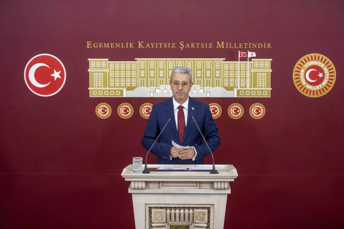 CHP\'li Antmen, İHS\'li PTT çalışanlarının devlet memuru kadrosuna alınmasını istedi