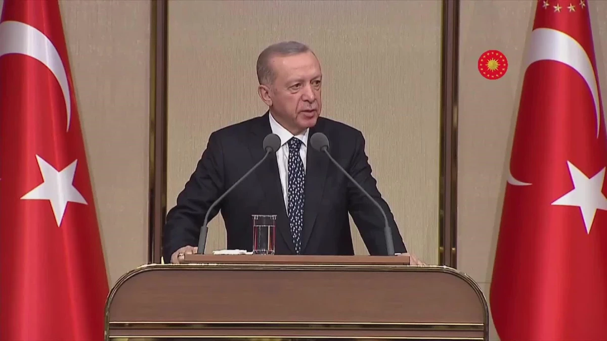 Erdoğan: Öğretmenlik Meslek Kanunu Yürürlüğe Girer Girmez Birileri Öğretmenlerimizi Kışkırtmaya Başladı