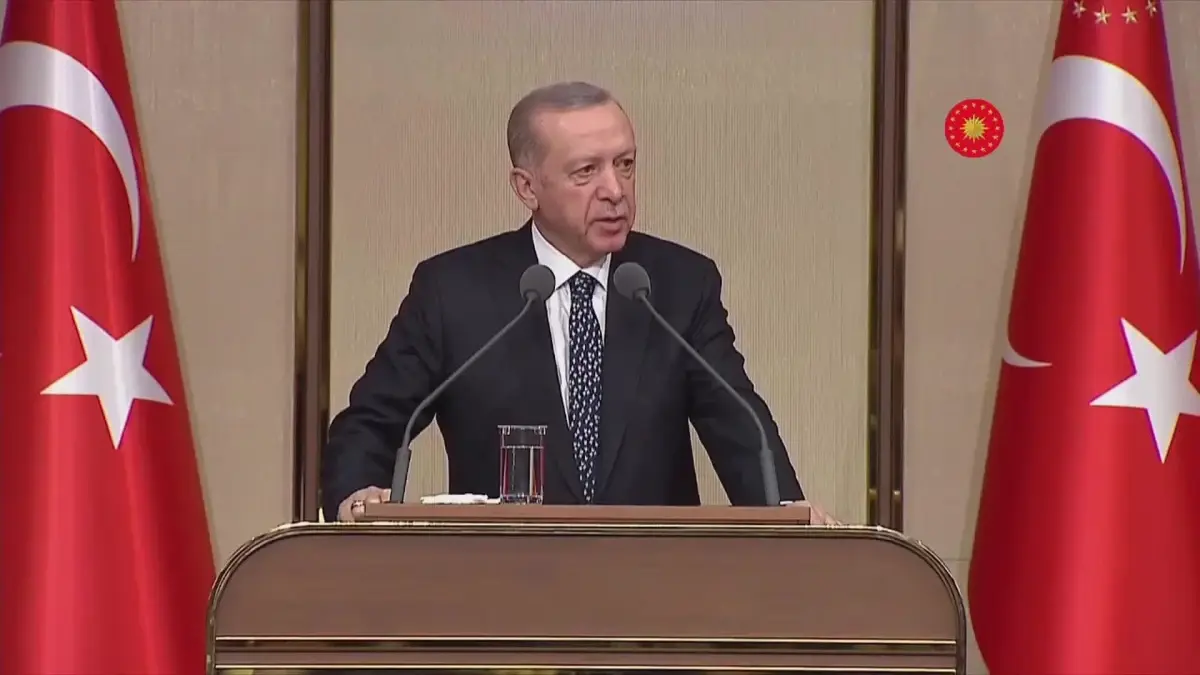 Erdoğan: Öğretmenlik Meslek Kanunu Yürürlüğe Girer Girmez Birileri Öğretmenlerimizi Kışkırtmaya Başladı