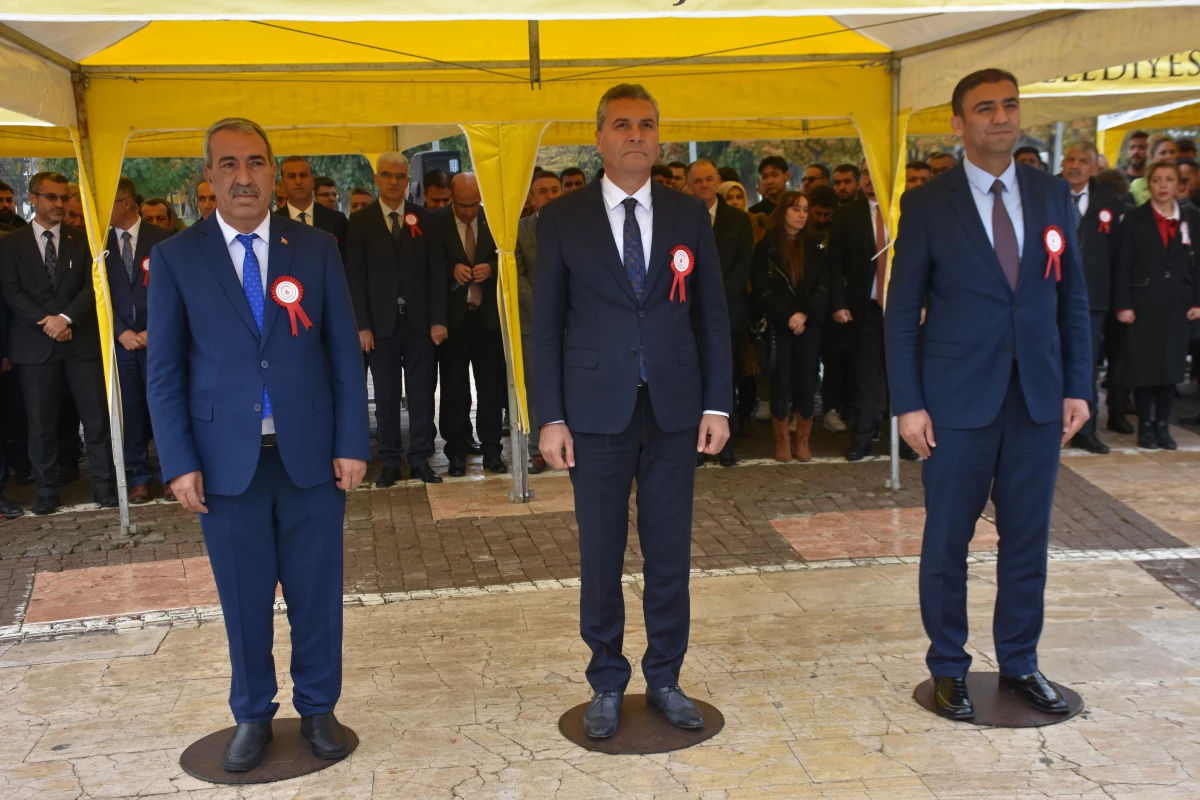 Gaziantep ve çevre illerde Öğretmenler Günü dolayısıyla törenler düzenlendi
