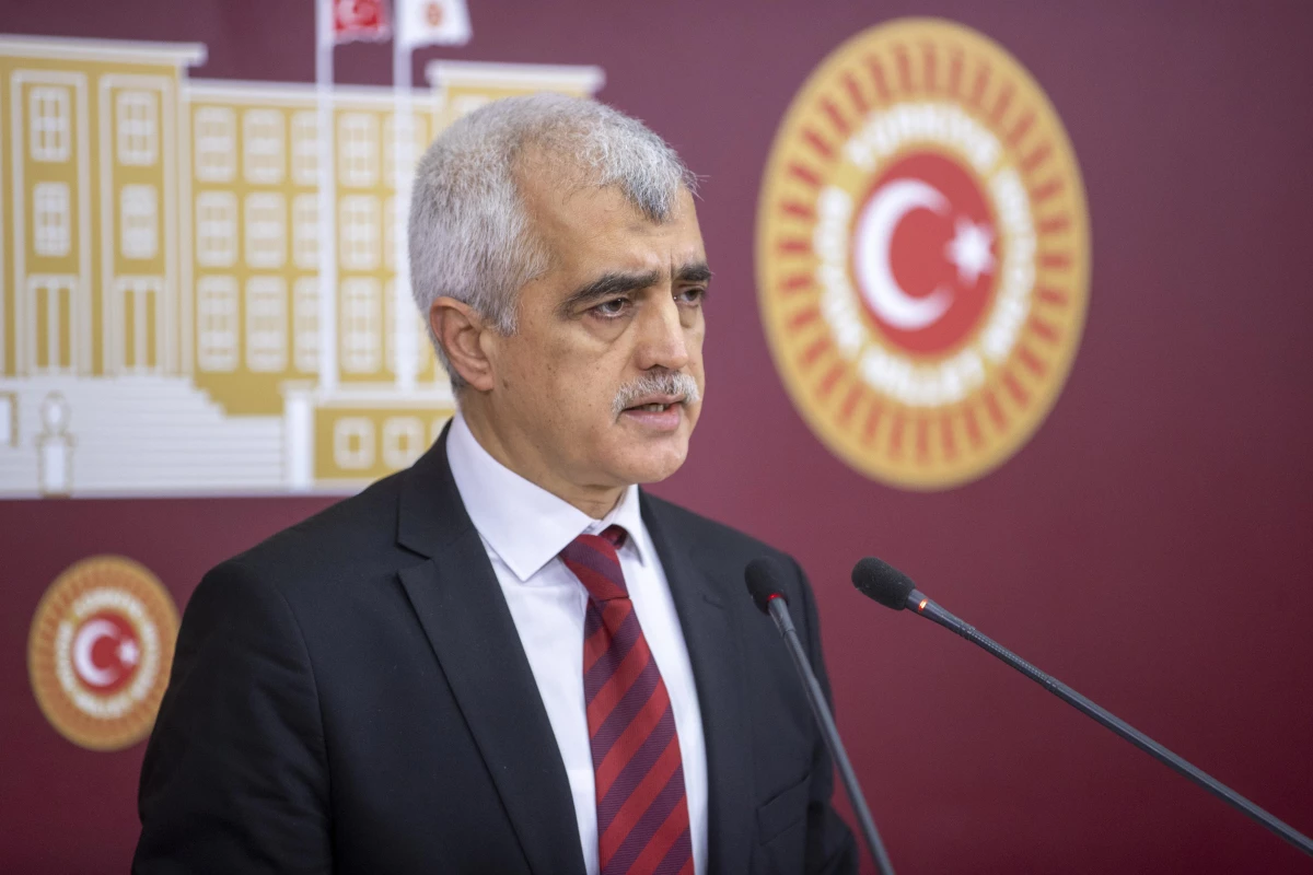 HDP\'li Gergerlioğlu\'ndan uzman öğretmenler için sınav hakkı talebi