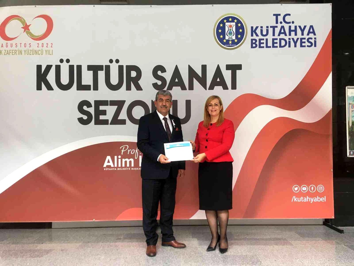 Kütahya\'da \'En güzel şiiri\' Nuray Doğan yazdı