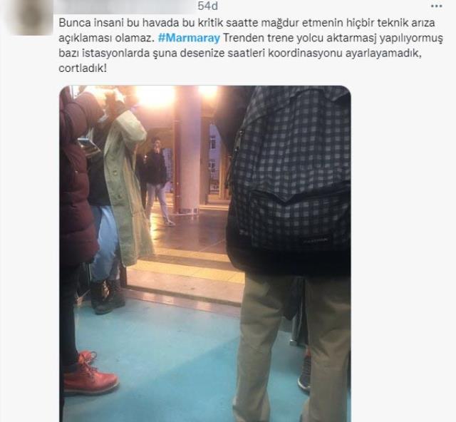 Marmaray'daki arıza yolcuları çileden çıkardı! İşe gitmek isteyen vatandaşlar istasyonlarda mahsur kaldı Marmaray'daki arıza yolcuları çileden çıkardı! İşe gitmek isteyen vatandaşlar istasyonlarda mahsur kaldı