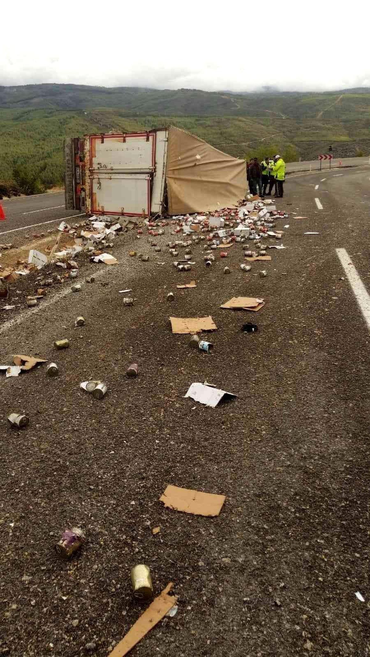 Seydikemer\'de trafik kazası: 1 yaralı