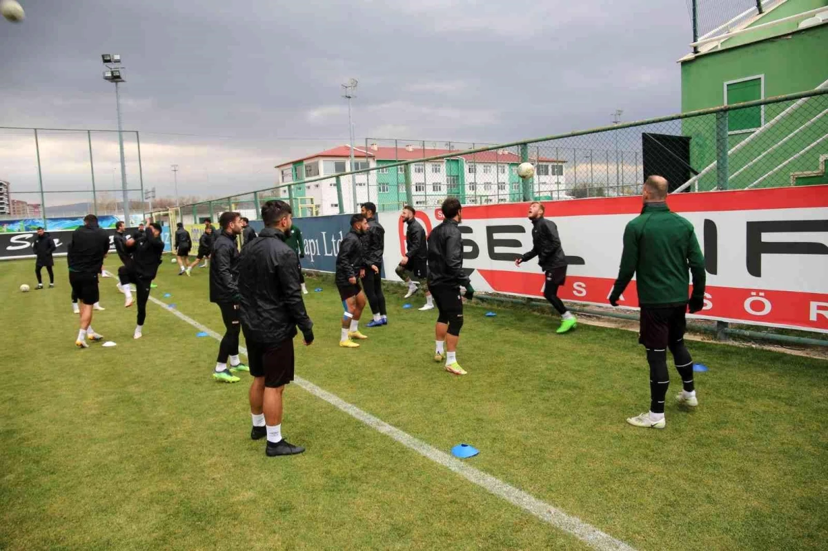 Sivas Belediyespor\'da Erzincan mesaisi