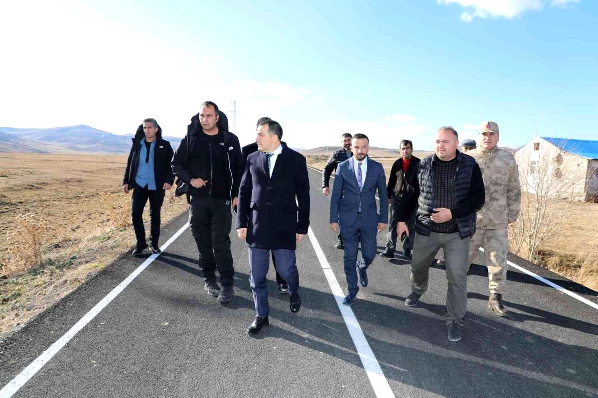 Vali Öksüz, köylerde incelemelerde bulundu