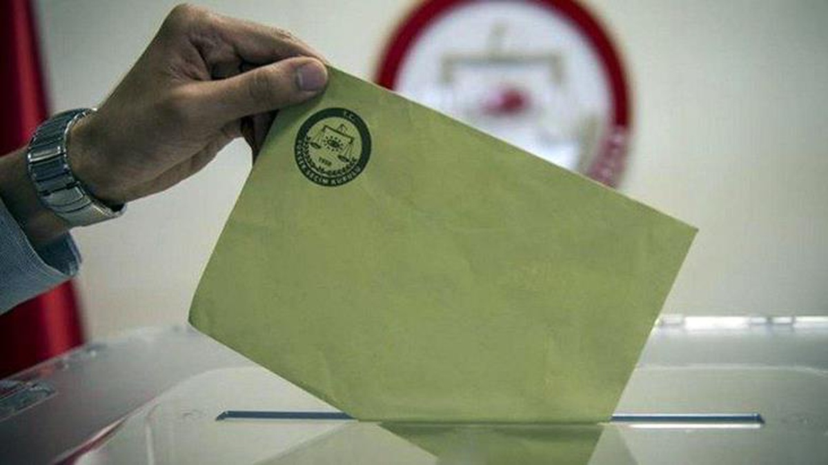 YKS sınav tarihi "Erken seçim mi var?" sorusunu akıllara getirdi! İşte AK Parti\'den yapılan açıklama