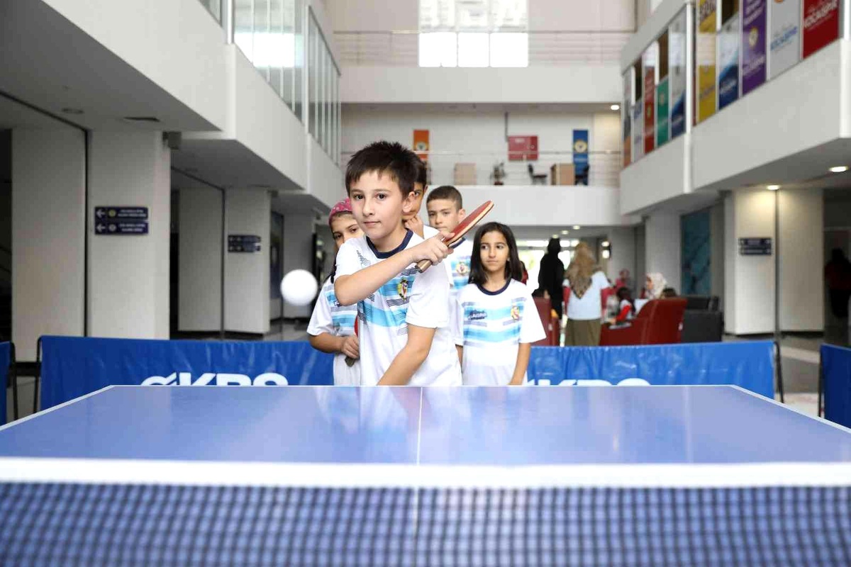 Yüreğir\'de yıl boyu kesintisiz spor