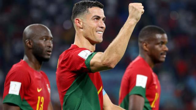 Anlaşmayı devlet büyüğü bitiriyor! Cristiano Ronaldo için resmi transfer açıklaması Anlaşmayı devlet büyüğü bitiriyor! Cristiano Ronaldo için resmi transfer açıklaması