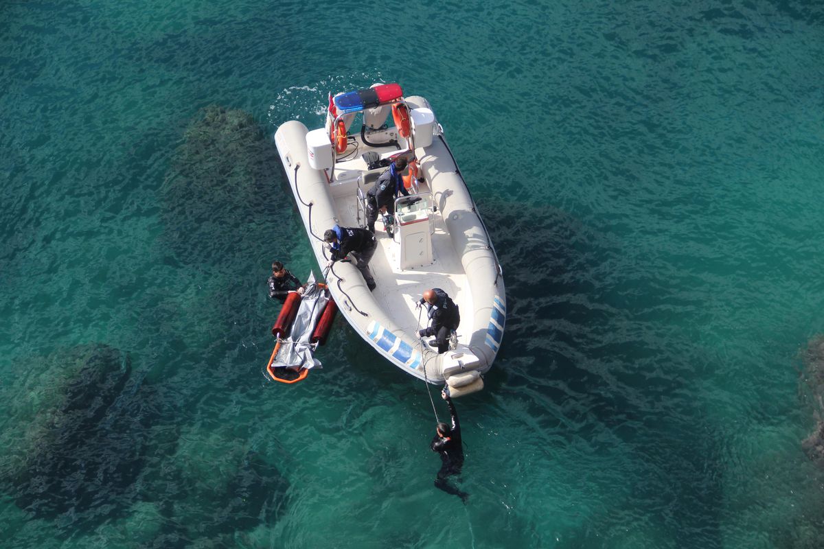 Antalya\'da denizde erkek cesedi bulundu