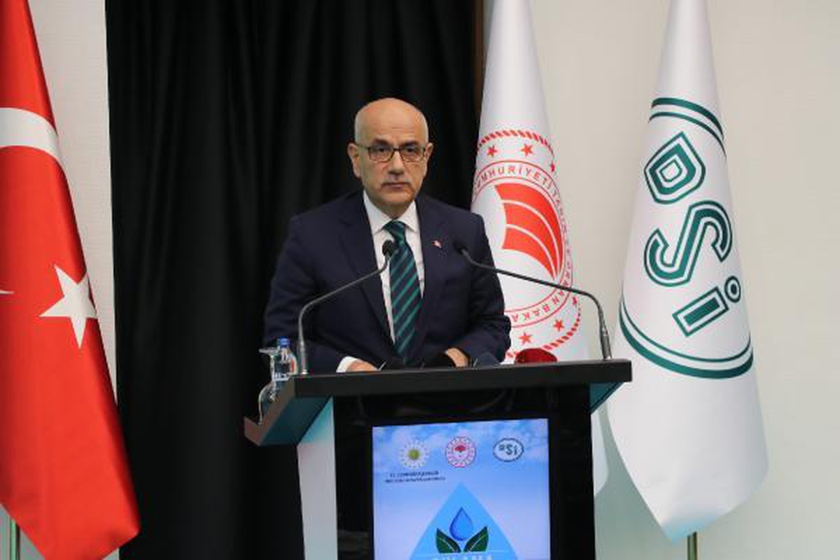 Bakan Kirişci: Borulu sulama sistemleriyle 5,8 milyar metreküp tasarruf sağlanacak