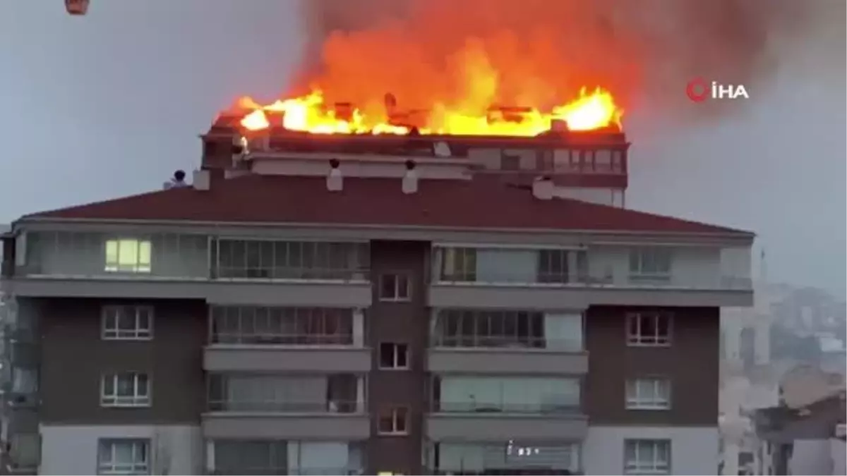 Başkentte 15 katlı binanın çatısında yangın