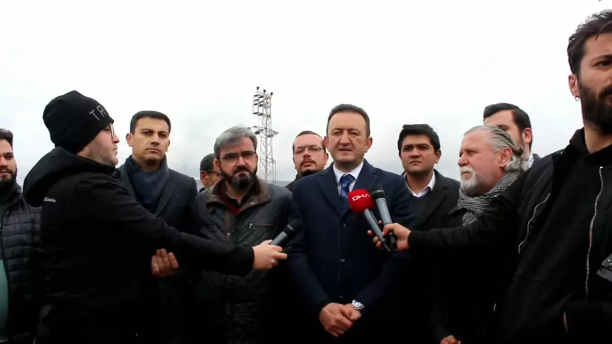 CHP İl Başkanı Bektaş\'tan Konya Barınağı Tepkisi: "Buradaki Görüntüler O Kadar Sıradanlaşmış Ki İzleyen Onlarca İnsan Görüyorsunuz"