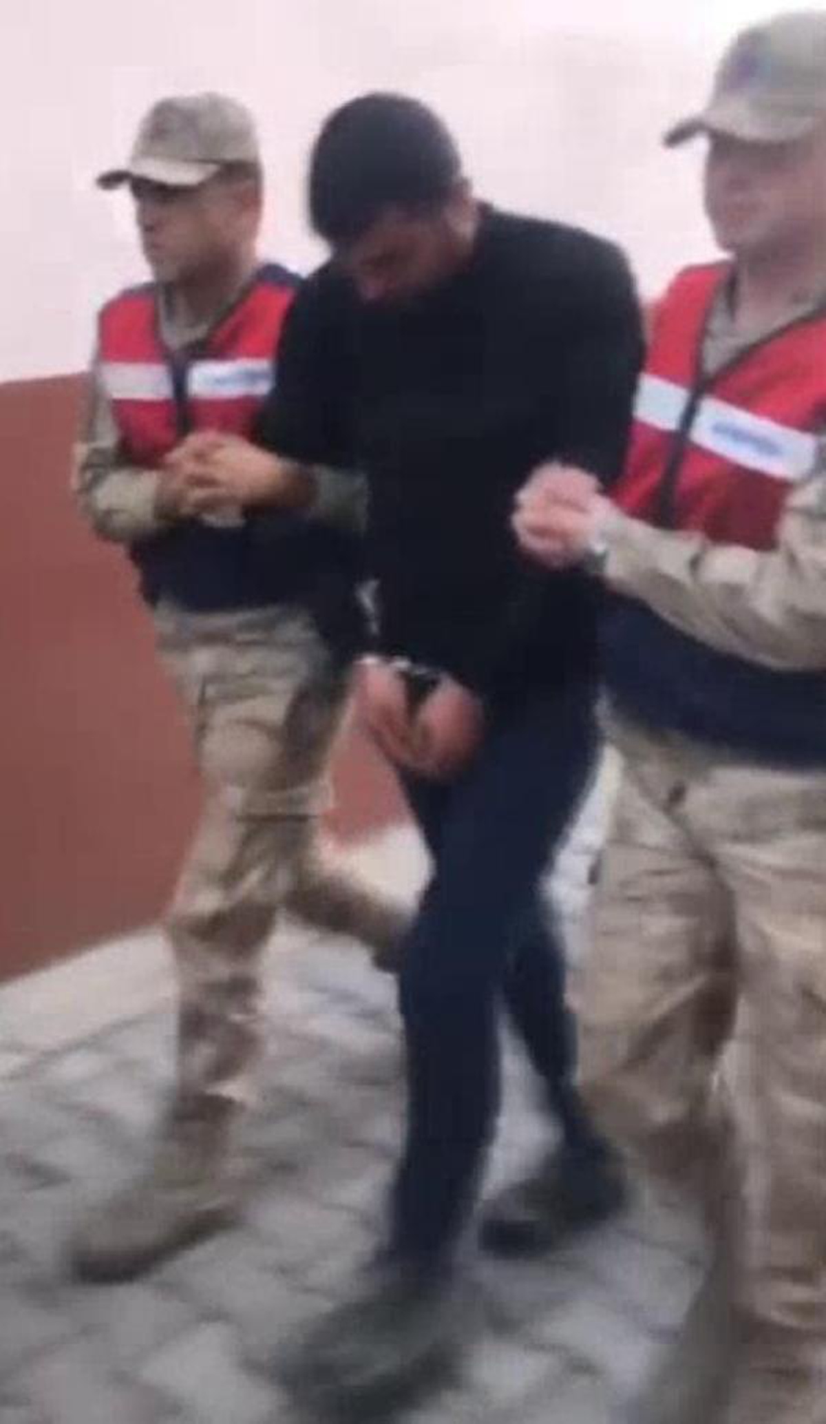 Cinayetten hüküm giyen firariyi JASAT yakaladı