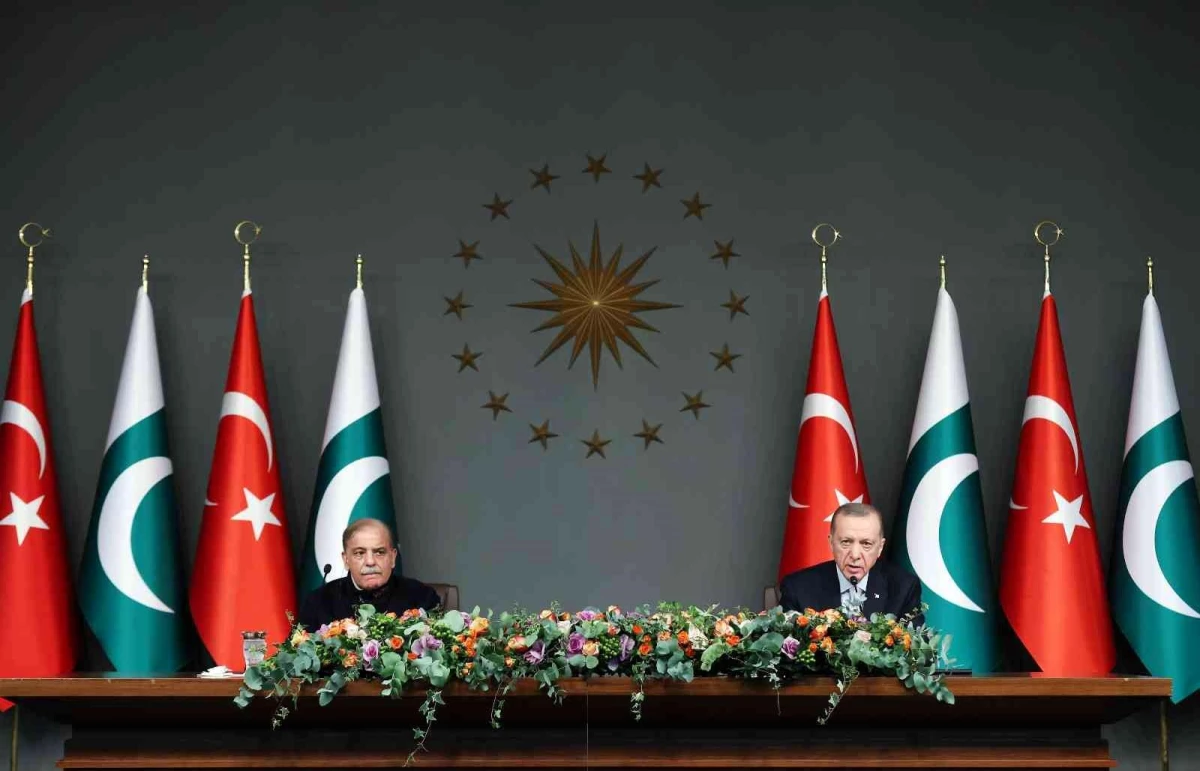 Cumhurbaşkanı Erdoğan, Pakistan Başbakanı Şerif ile ortak basın toplantısında açıklamalarda bulundu