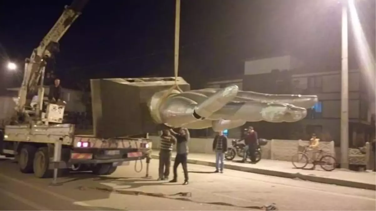 Düzce\'deki Rabia heykelinin yeni kaldırıldığı iddiası yanlış