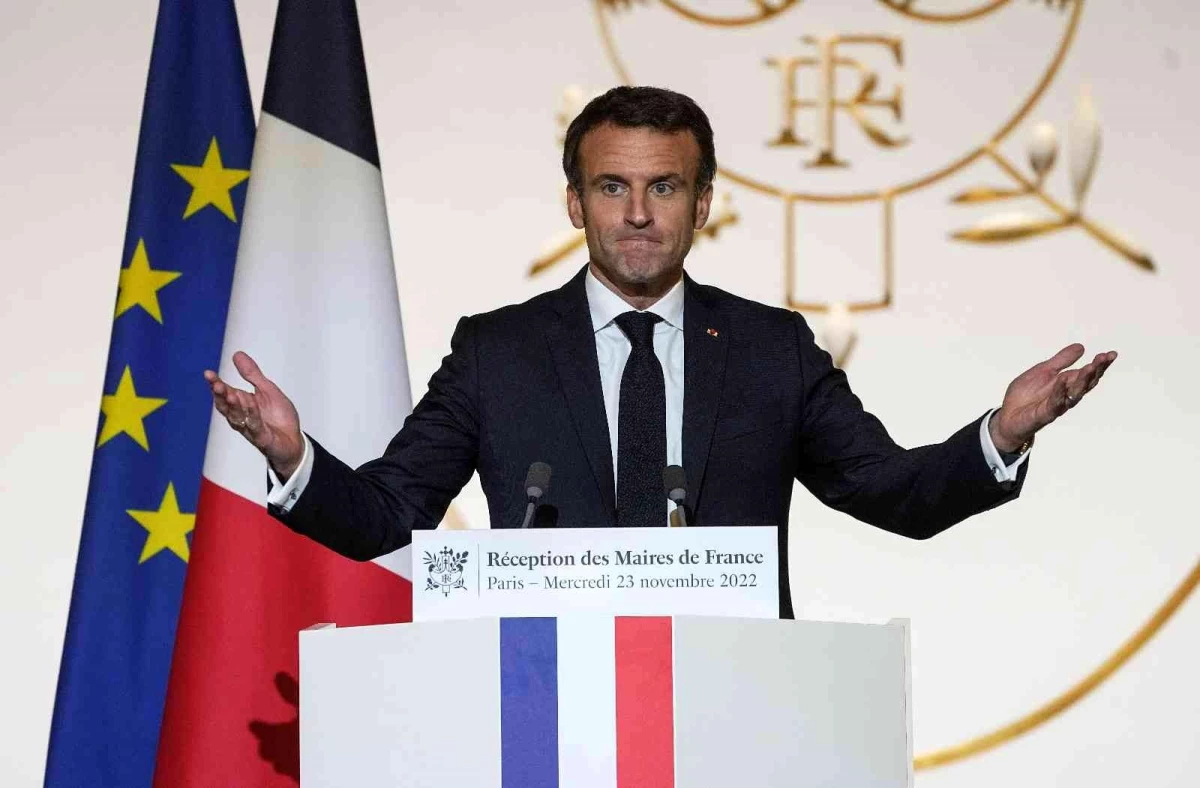 Fransa\'da savcılar 2017 ve 2022\'deki cumhurbaşkanlığı seçim kampanyaları hakkında soruşturma başlattı