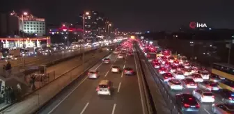 İstanbul'da trafik yoğunluğu yüzde 63'e ulaştı