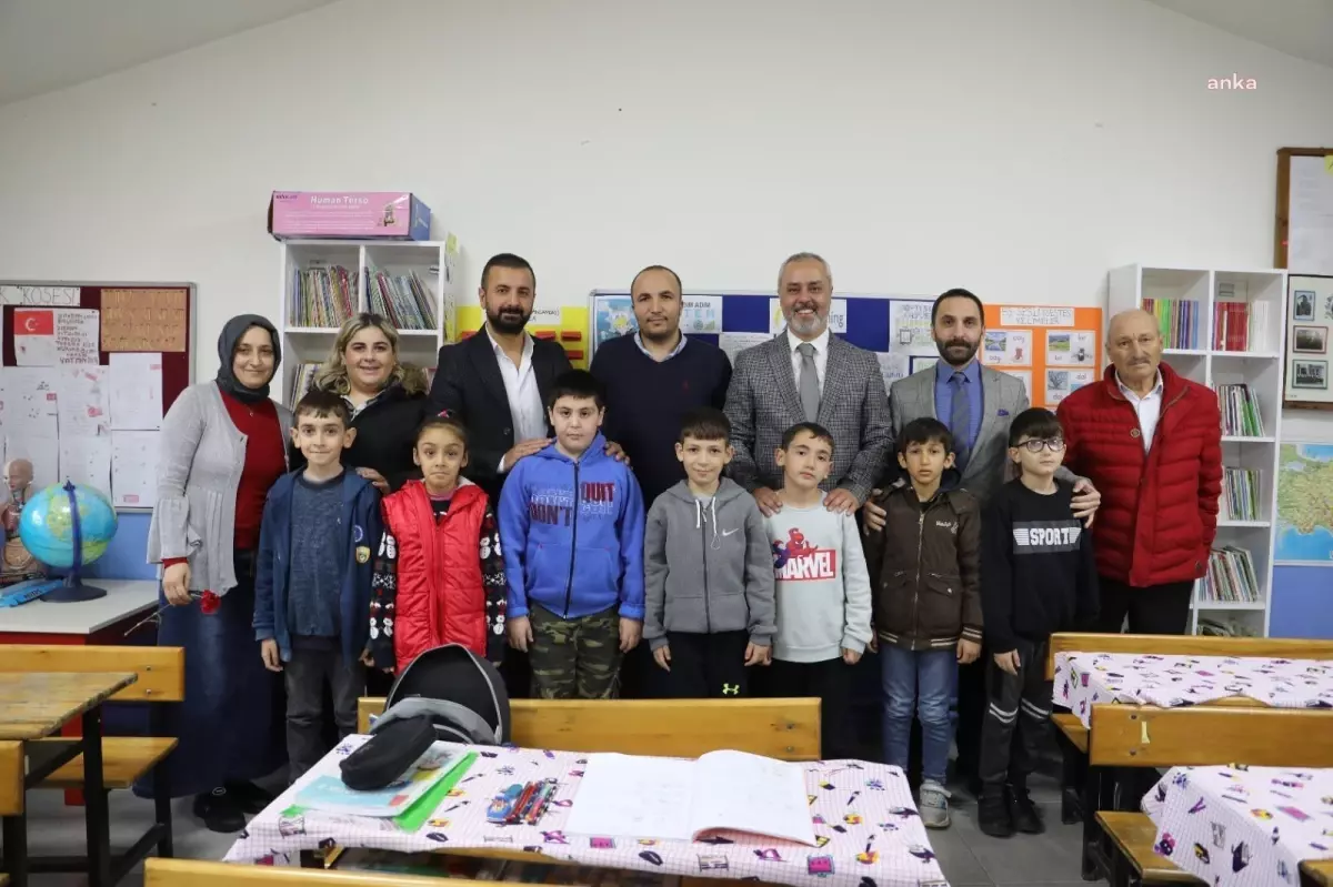 İzmit Belediyesi'nden Köy Okullarına Ziyaret