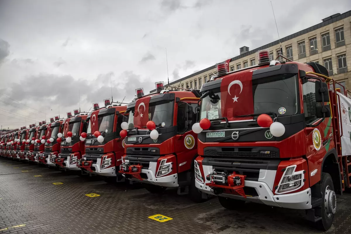 OGM'de 172 iş makinesinin bölge müdürlüklerine dağıtım töreni gerçekleştirildi