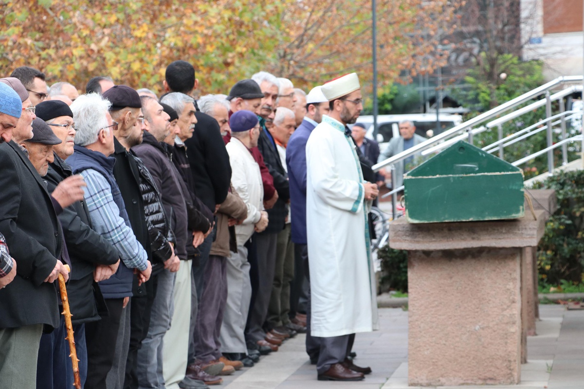 Samsun\'da balık tutarken çaya düşen kişi boğuldu