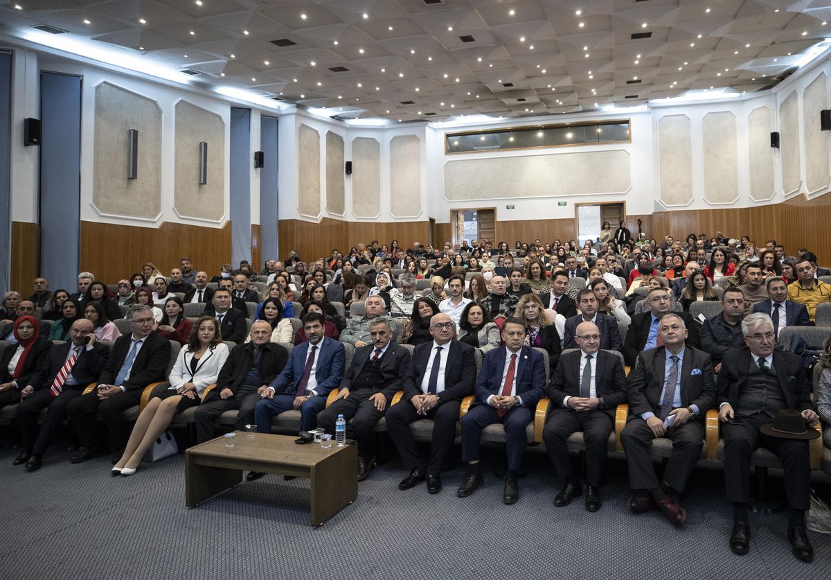 Şiddetle Mücadele Vakfınca sosyal arabulucular için yemin töreni düzenlendi