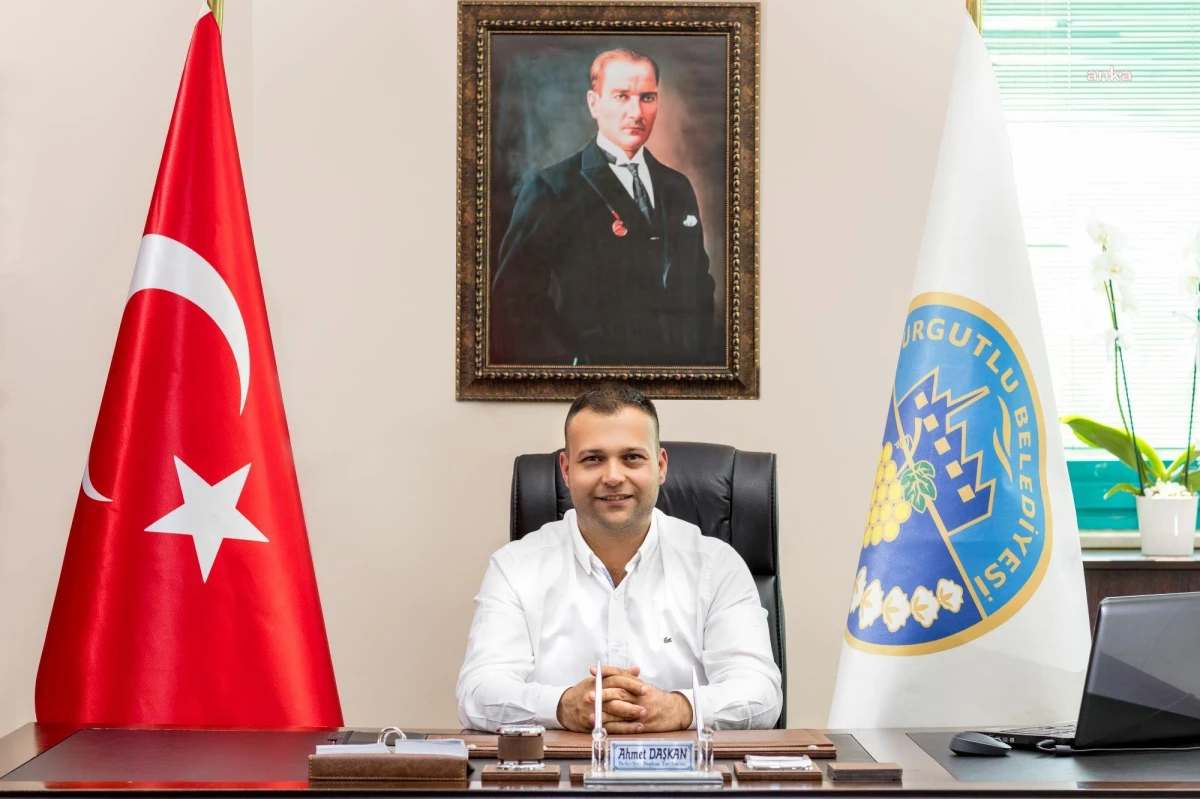 Turgutlu Belediyesi Yol Çalışmalarına Devam Ediyor