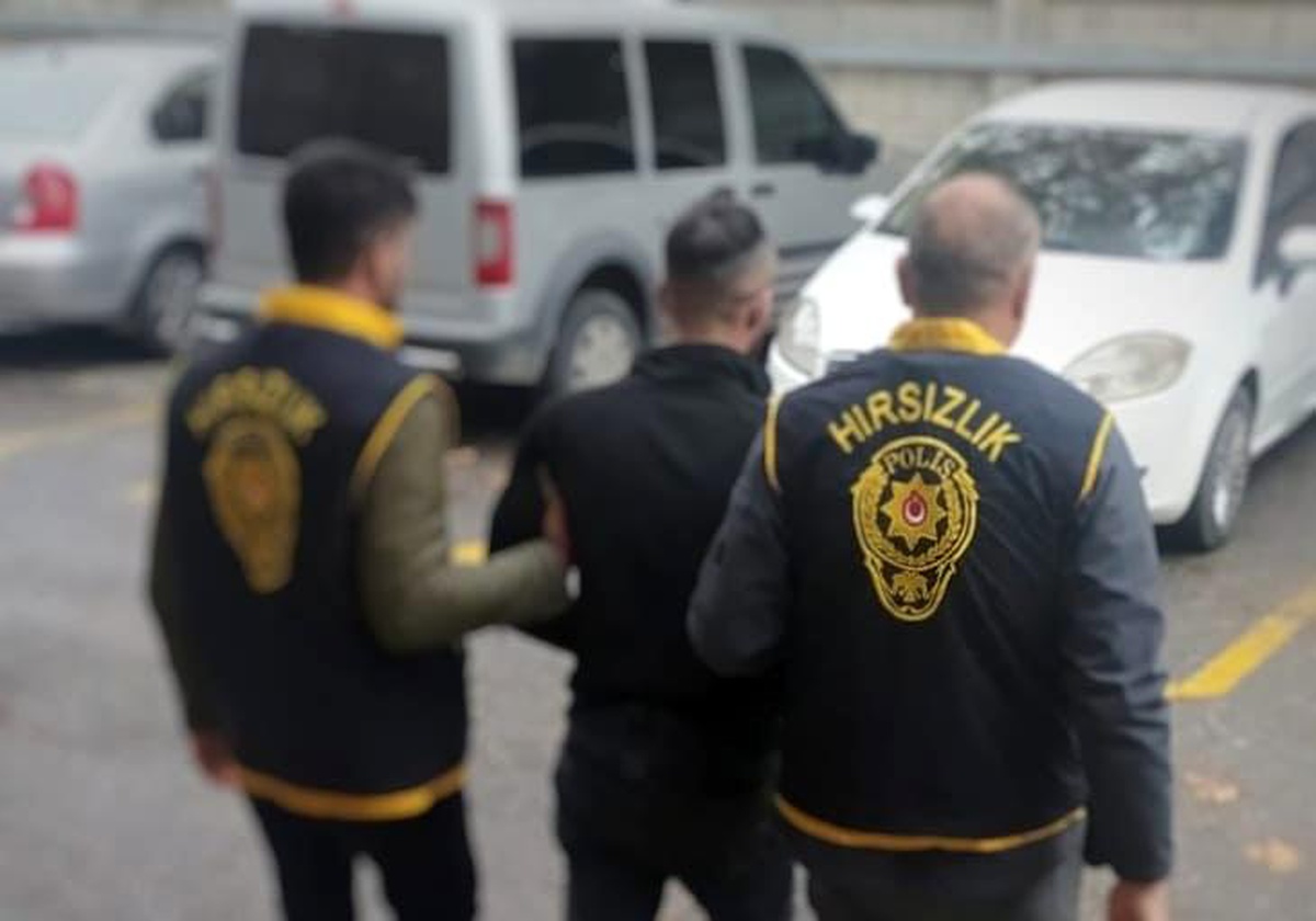 Uslanmaz hırsız kameralara yakalandı