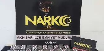 Aracında 5 bin 600 sentetik ecza hapla yakalandı