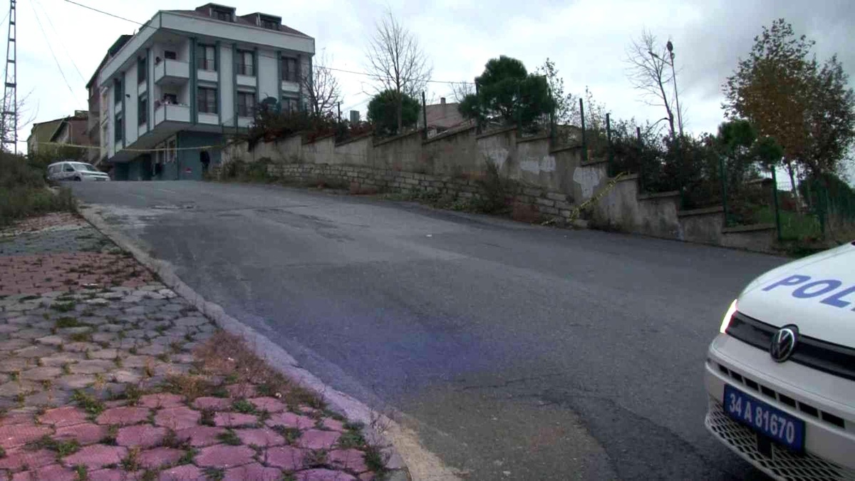 Arnavutköy\'de feci kaza: Sokakta oyun oynayan 6 yaşındaki çocuk, aracın altında kalarak can verdi