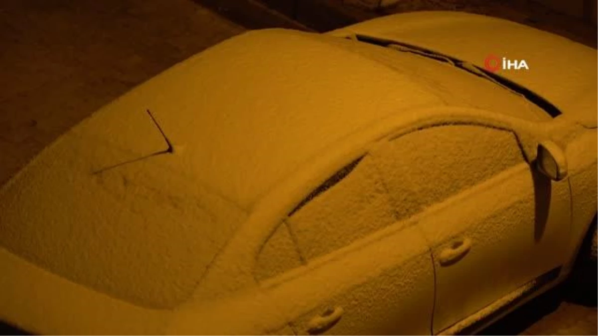 Meteoroloji uyarmıştı, Yüksekova beyaza büründü