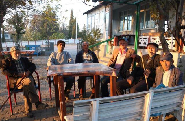 Türkiye'nin dört bir yanından bu köye akın ediyorlar, boş ev kalmadı Türkiye'nin dört bir yanından bu köye akın ediyorlar, boş ev kalmadı