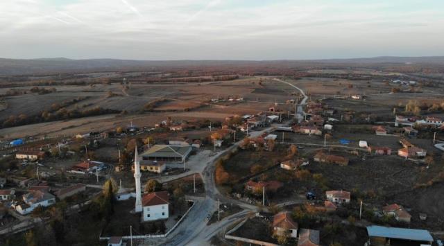 Türkiye'nin dört bir yanından bu köye akın ediyorlar, boş ev kalmadı Türkiye'nin dört bir yanından bu köye akın ediyorlar, boş ev kalmadı