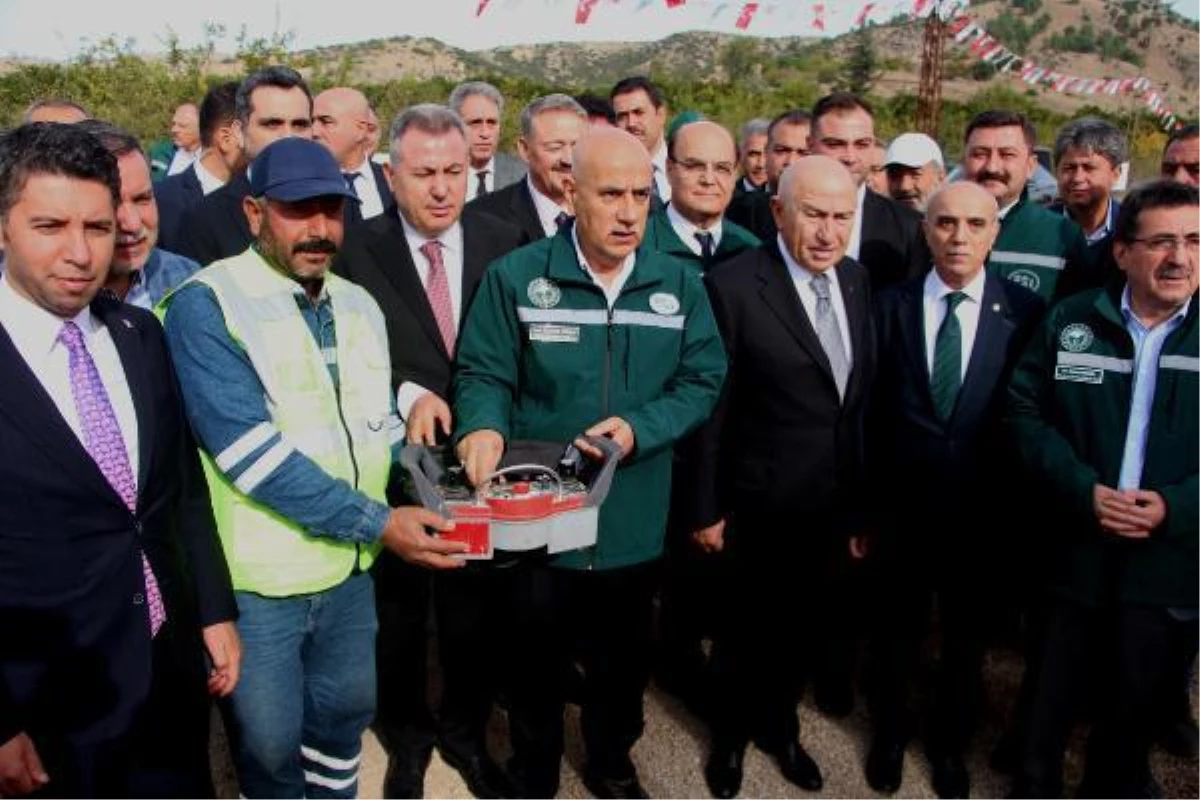 Tarım ve Orman Bakanı Vahit Kirişci, Adana\'daki sulama projelerini inceledi