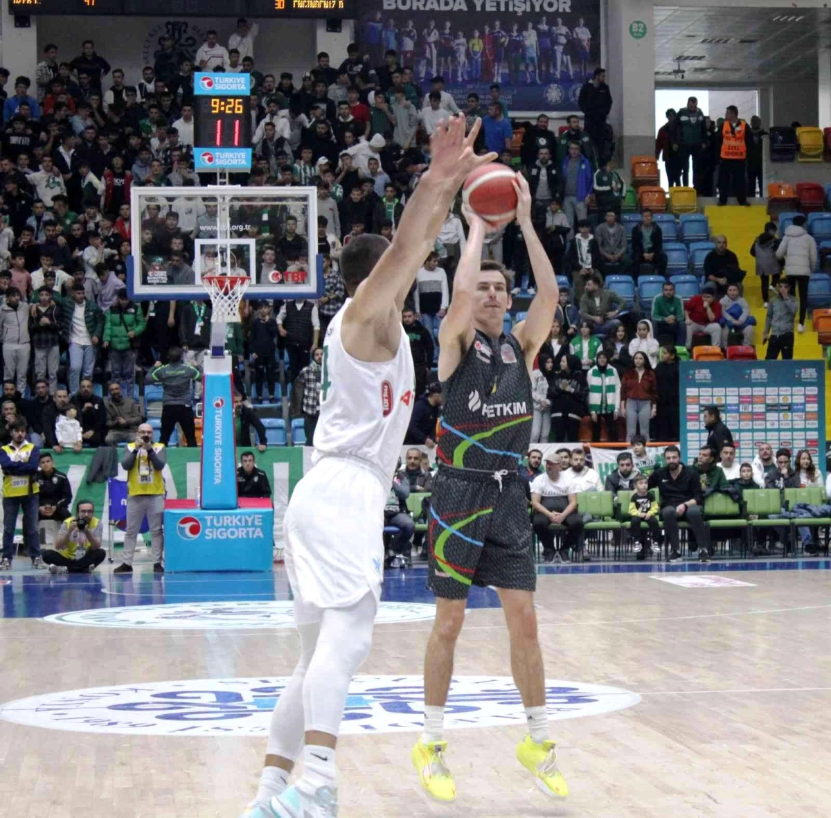 Basketbol Süper Ligi: Konyaspor: 89 Aliağa Petkimspor: 84