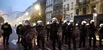 Fas galibiyeti sonrası Belçika sokakları karıştı