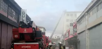 Başakşehir'de iş yerinde yangın paniği