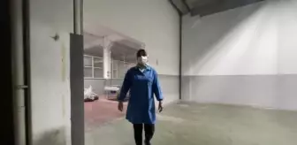 KAHRAMANMARAŞ - Geri dönüşüm fabrikasının ağır yükünü 'Tülay usta' taşıyor