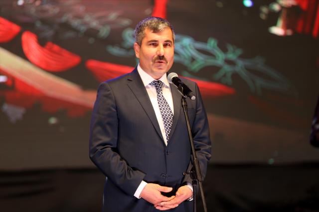 'Muş Altın Lale Ödülleri' sahiplerini buldu 'Muş Altın Lale Ödülleri' sahiplerini buldu