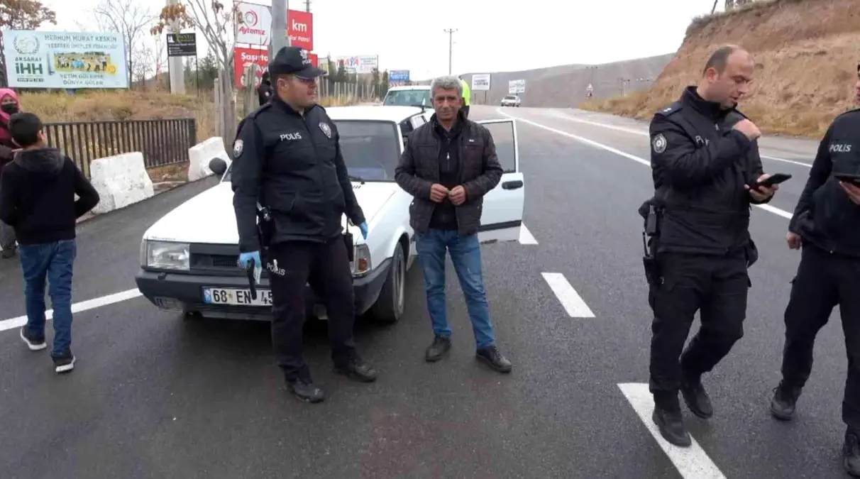 Silahla yakalandı, "Çocuk pat pat atıyor" diyerek kendini savundu