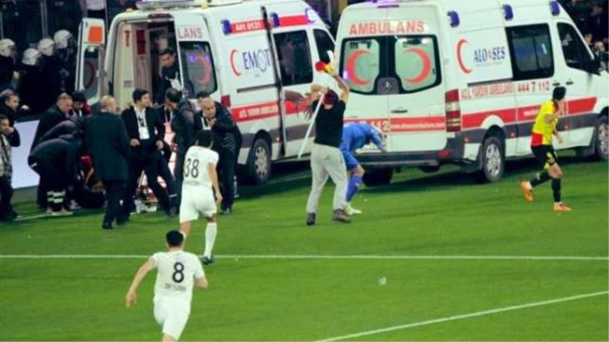 Stadyum dışına taşan olaylı Göztepe-Altay derbisine ilişkin 13 kişi gözaltına alındı