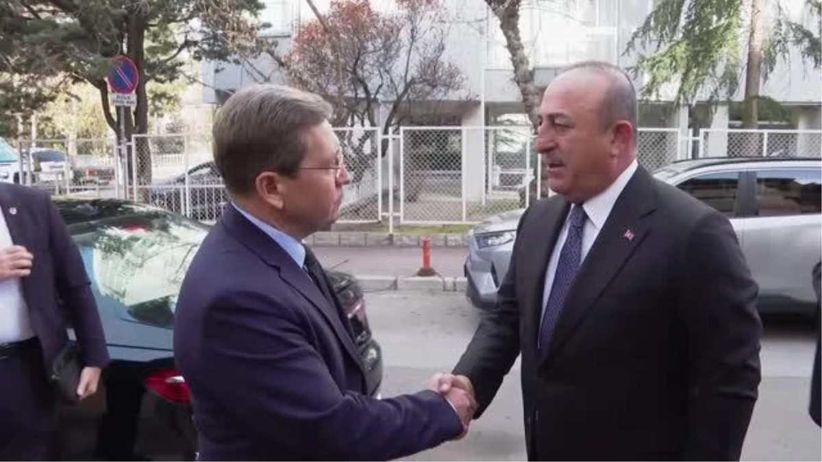Dışişleri Bakanı Çavuşoğlu, Belarus\'un Ankara Büyükelçiliğini ziyaret etti