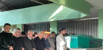 Hatay'da pompalı tüfekle öldürülen kadının cenazesi defnedildi
