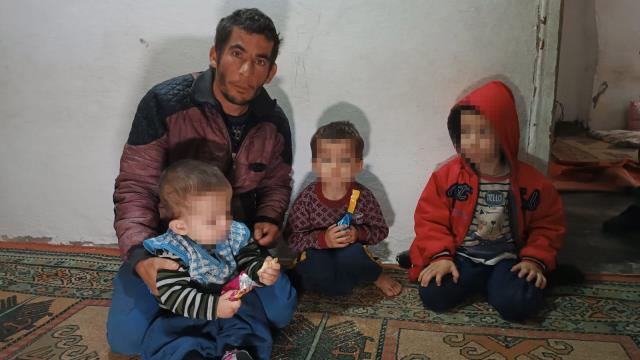 Herkes aynı soruyu soruyordu! Neden diğer 3 çocuğunu değil de sadece Firdevs'i dövdü? Sebebi babanın ifadesinde gizli Herkes aynı soruyu soruyordu! Neden diğer 3 çocuğunu değil de sadece Firdevs'i dövdü? Sebebi babanın ifadesinde gizli