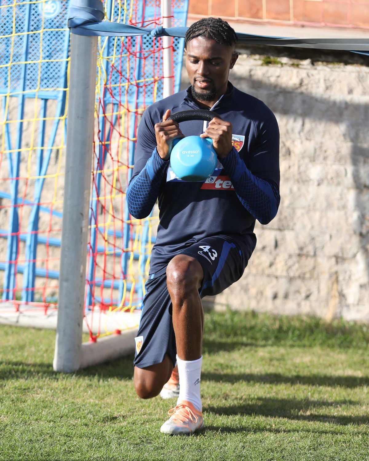Kayserispor hazırlıklarını sürdürdü