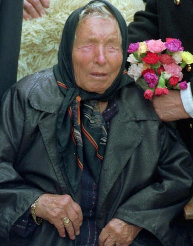 Kör Kahin Baba Vanga'nın 2022 kehaneti tuttu! 48 bin yıldır uyuyan virüs uyandı