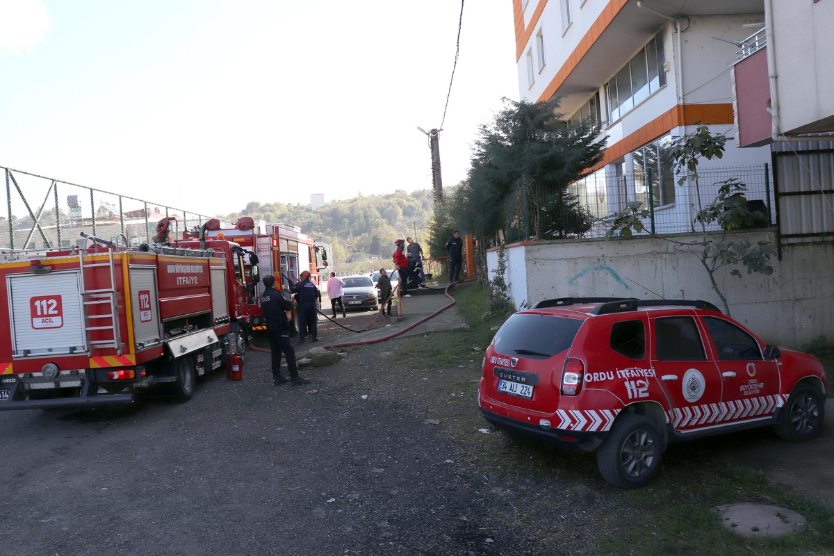 Ordu\'da lise kantininde çıkan yangın söndürüldü