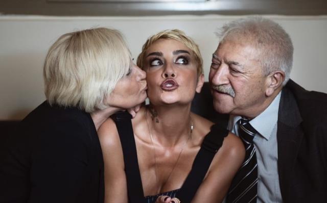 Şarkıcı Sıla Gençoğlu'nun babası hayatını kaybetti