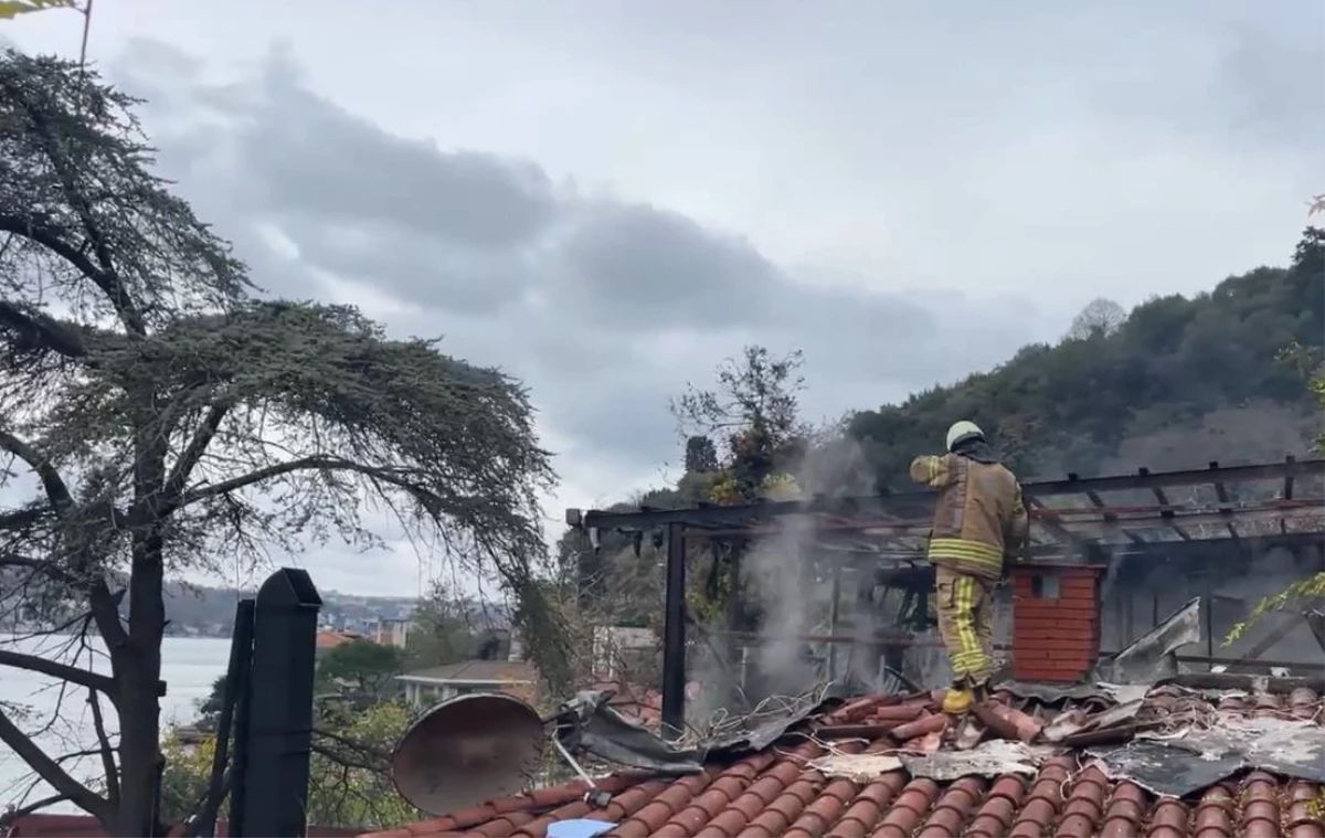 Beykoz\'da 2 katlı restoran alev alev yandı