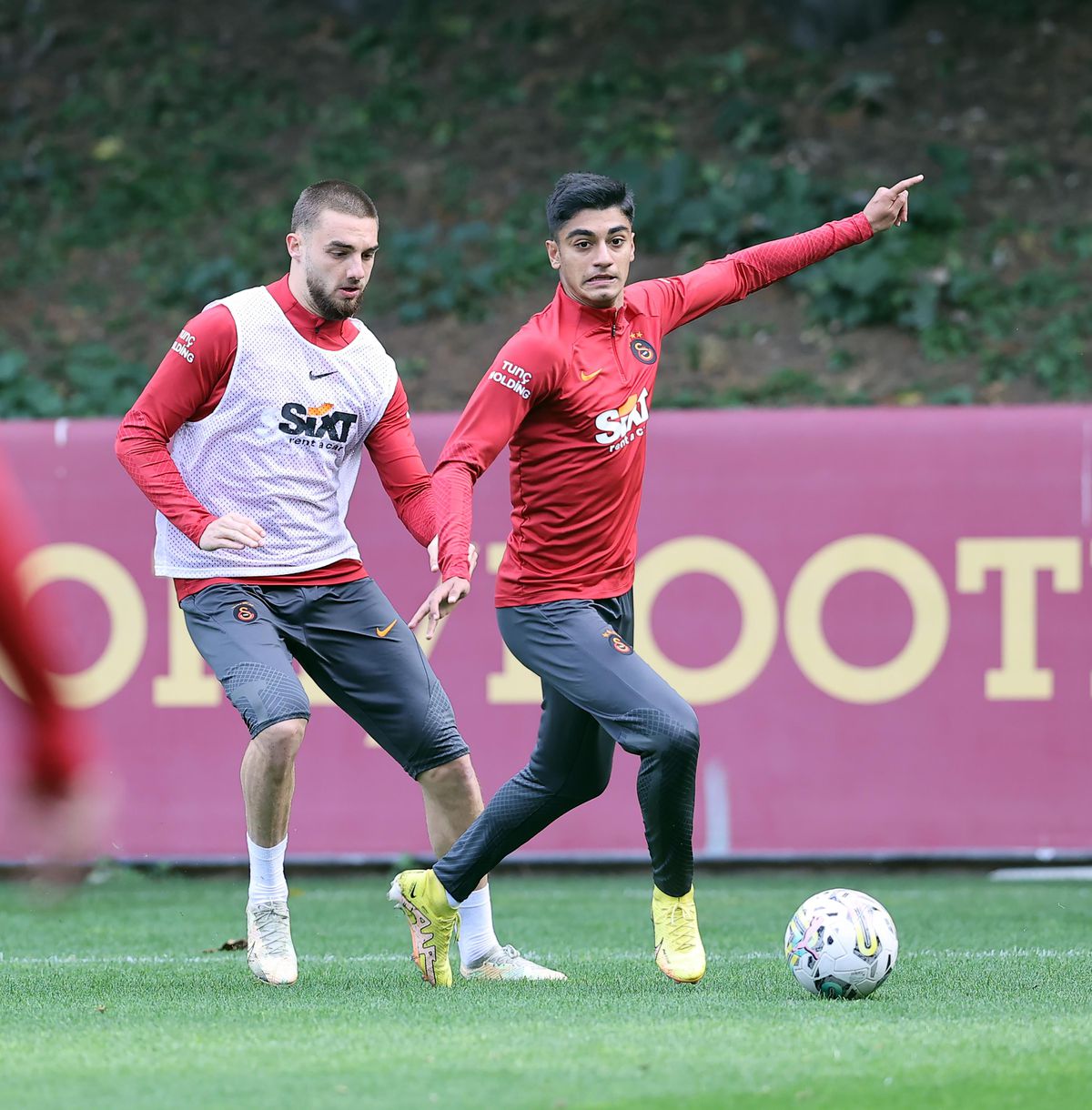 Galatasaray, hazırlıklarına devam etti